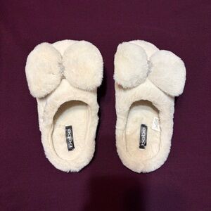 Adorable bebe Women’s Slippers